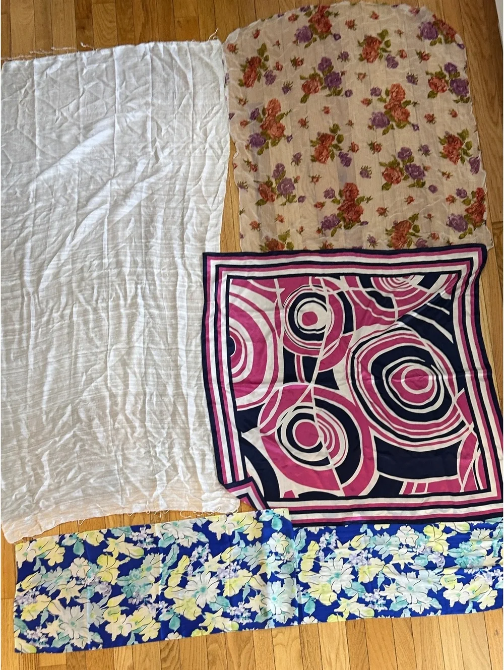 40 Silk Scarves Lot Vtg to Modern Ralph Lauren Claiborne Chico’s Designer Mix